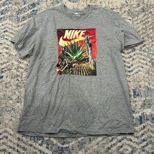 Nike Gray T-Shirt with Vibrant Graphic